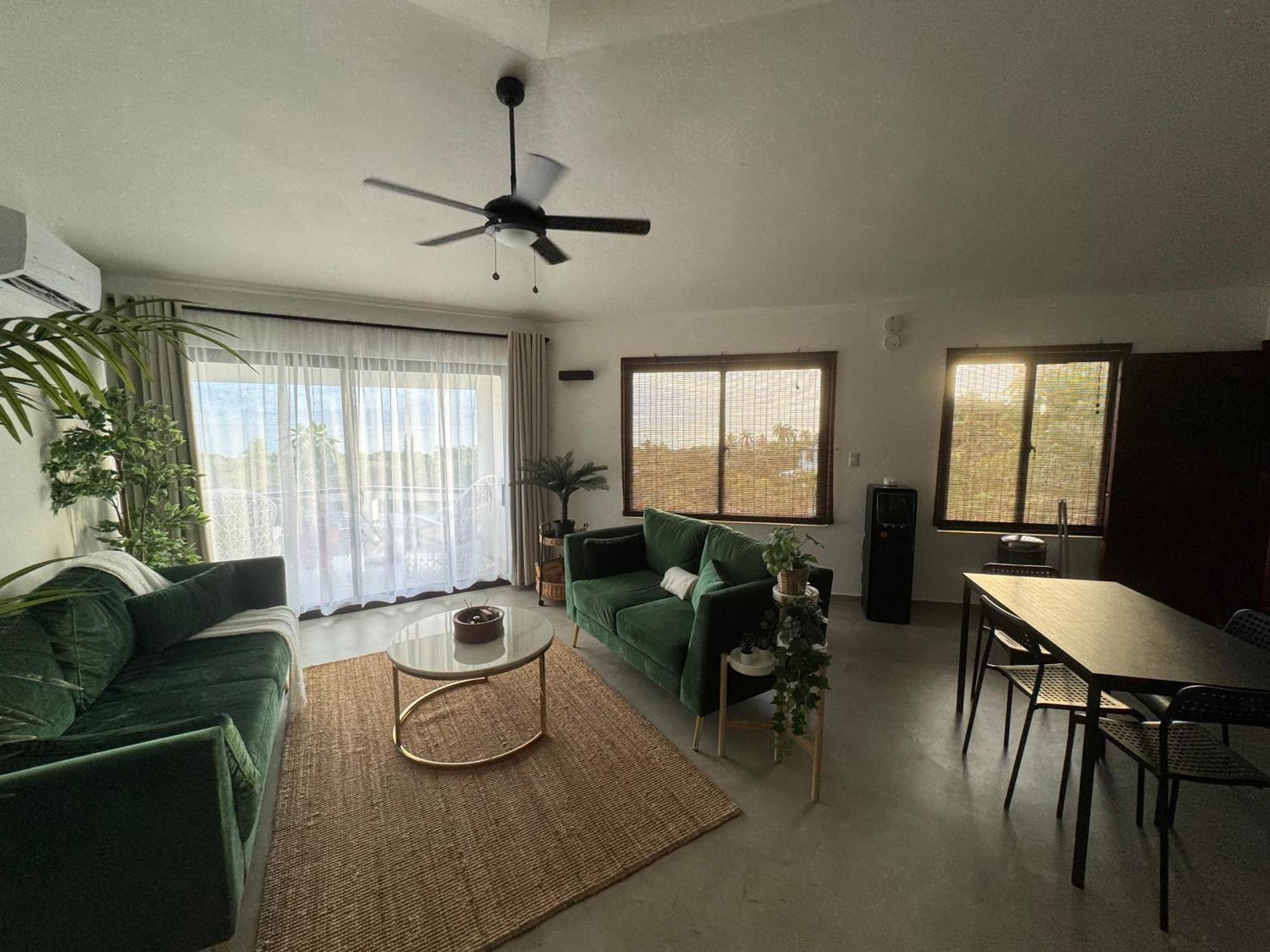 Catalina, Cabrera Oceanview Multi 2 Bd 2 Bath Condo Units With Balcony And Pool Extérieur photo