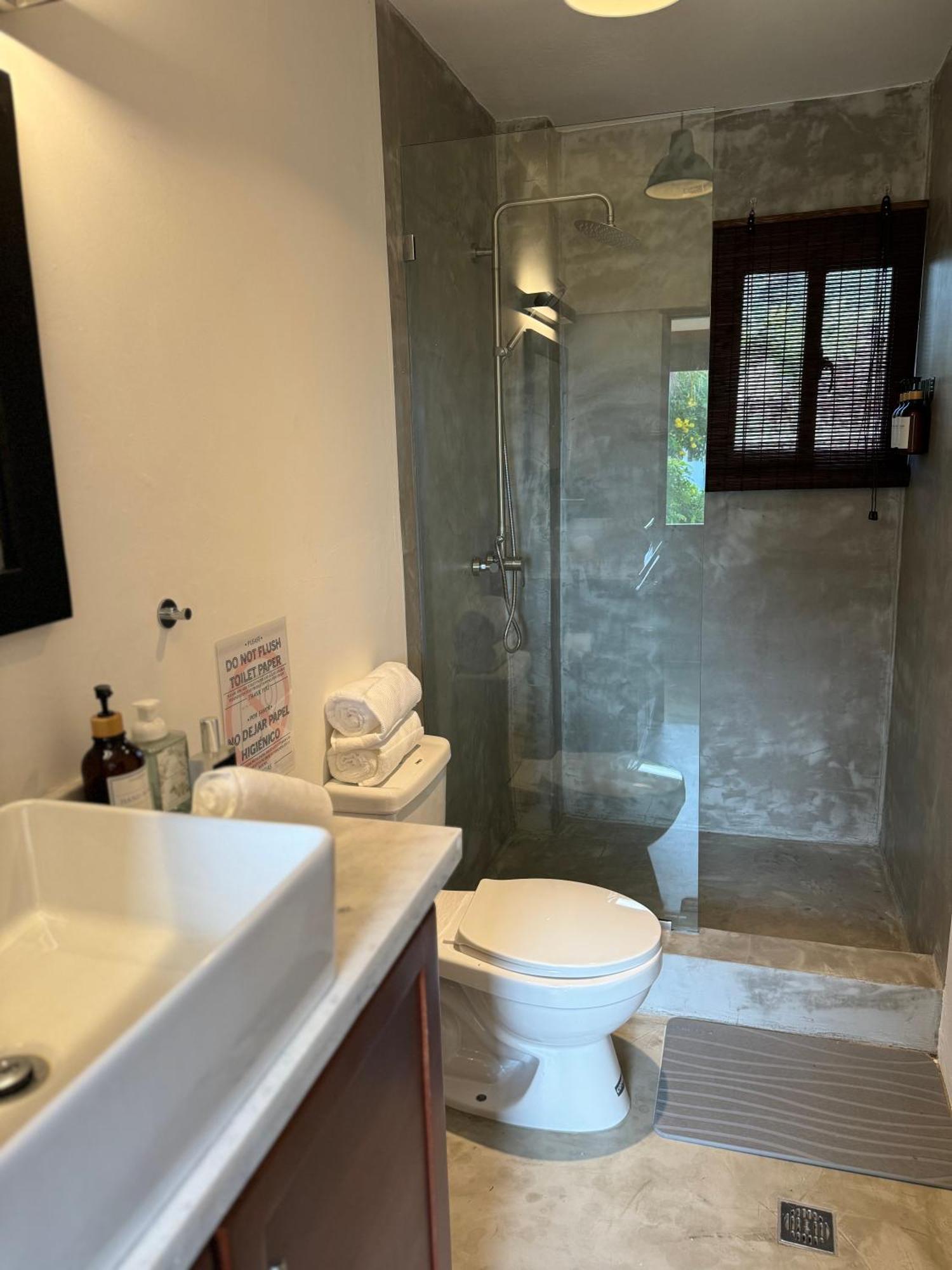 Catalina, Cabrera Oceanview Multi 2 Bd 2 Bath Condo Units With Balcony And Pool Extérieur photo