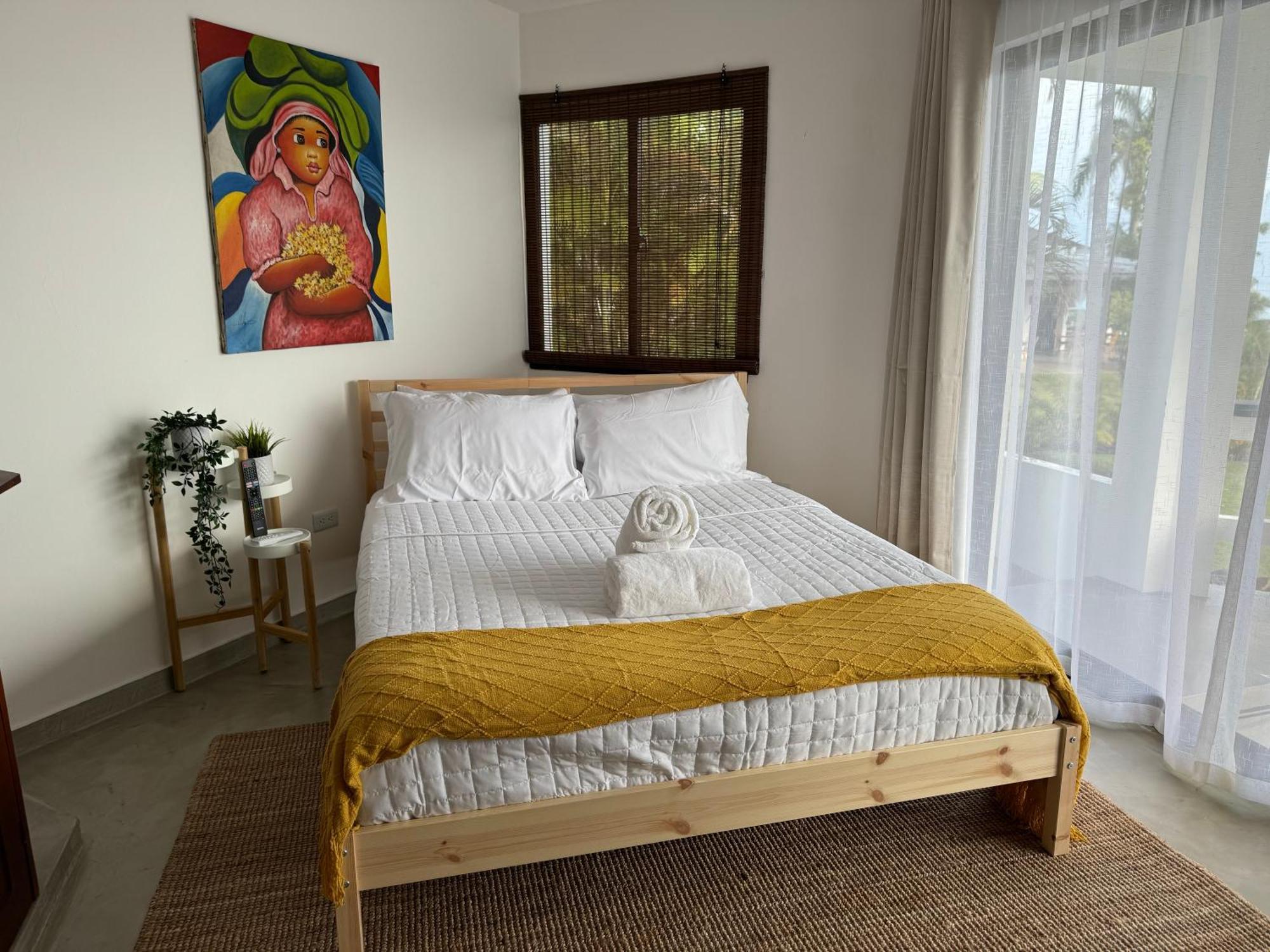 Catalina, Cabrera Oceanview Multi 2 Bd 2 Bath Condo Units With Balcony And Pool Extérieur photo